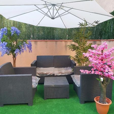 Duplex / Beach 3Min/ Bcn Center 10Min/Tren 2Min Daire Sant Adria de Besos Dış mekan fotoğraf